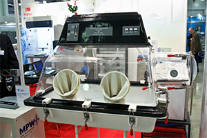Temperature controls for labs and research facilities